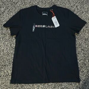 NWT. Woman’s SuperDry T-shirt in Deep Navy. Size XL.